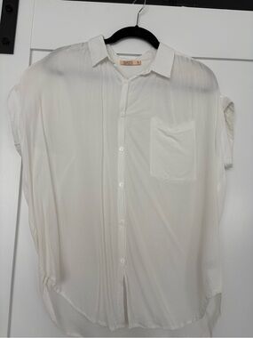 SASS White Short-Sleeve Button-Up Shirt